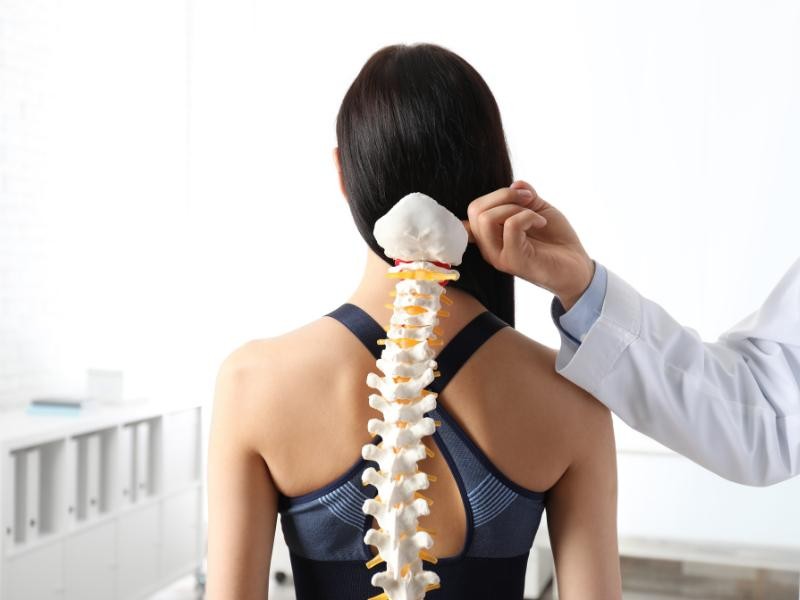 TRATAMENTO PARA COLUNA: QUANDO A CIRURGIA É INDICADA?